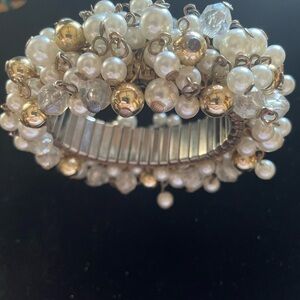 Vintage fun faux stretch pearls